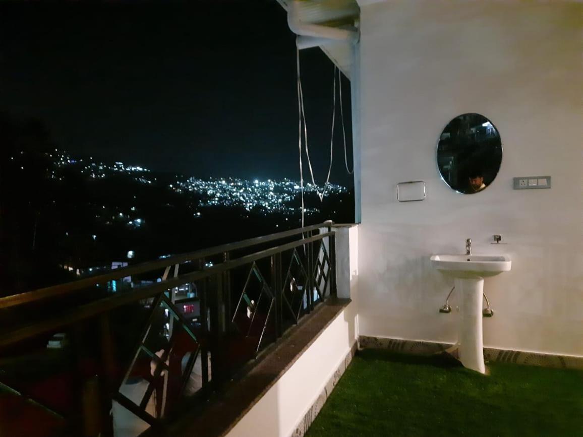 The Moonlight Stay - Shimla Luaran gambar